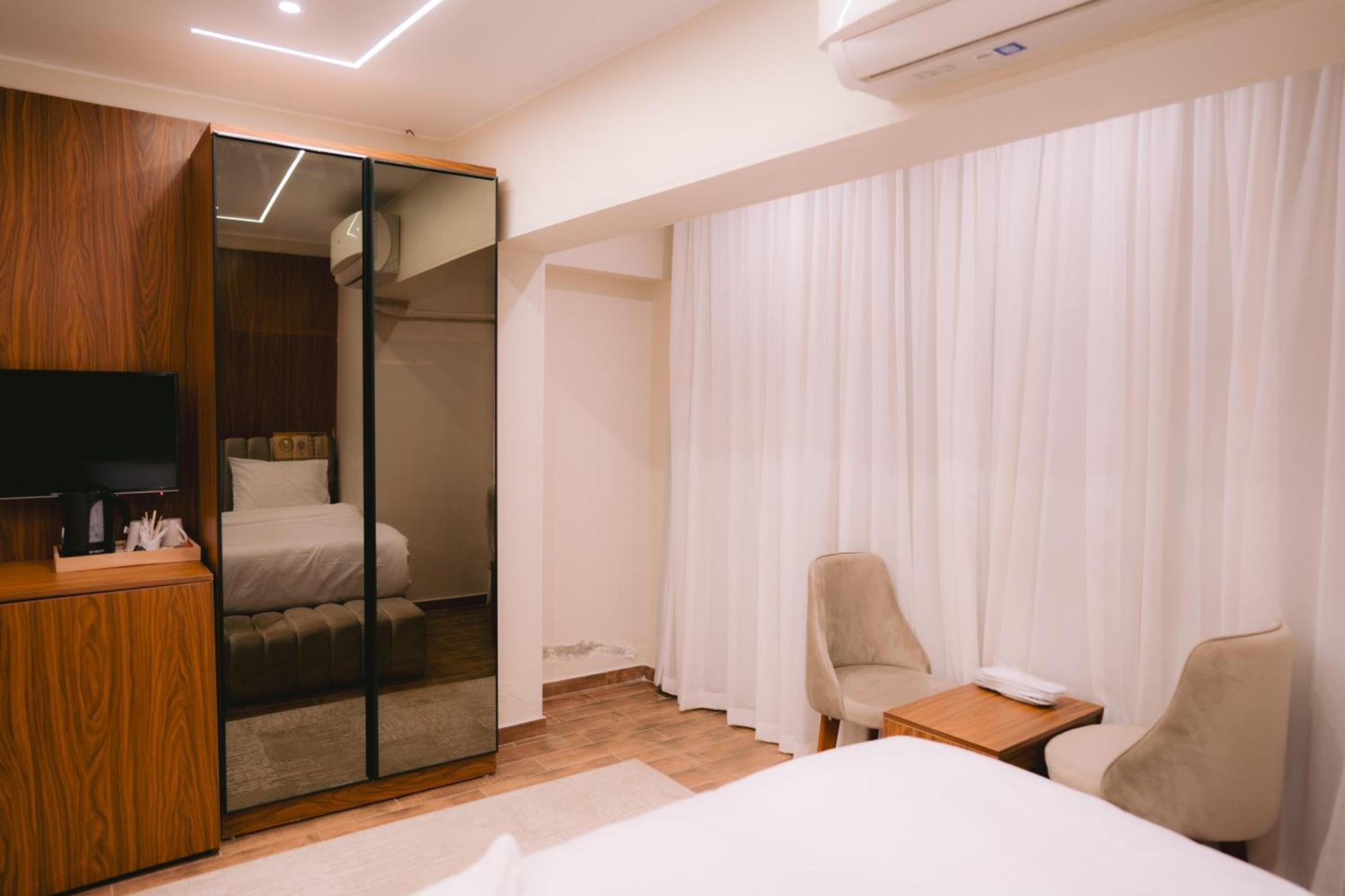 Tuya Pyramids Inn Kafrat al Jabal Ngoại thất bức ảnh