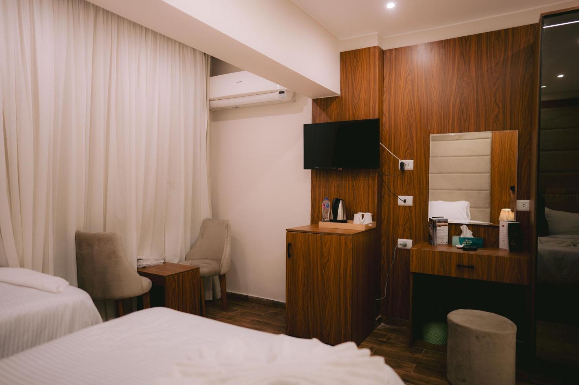Tuya Pyramids Inn Kafrat al Jabal Ngoại thất bức ảnh
