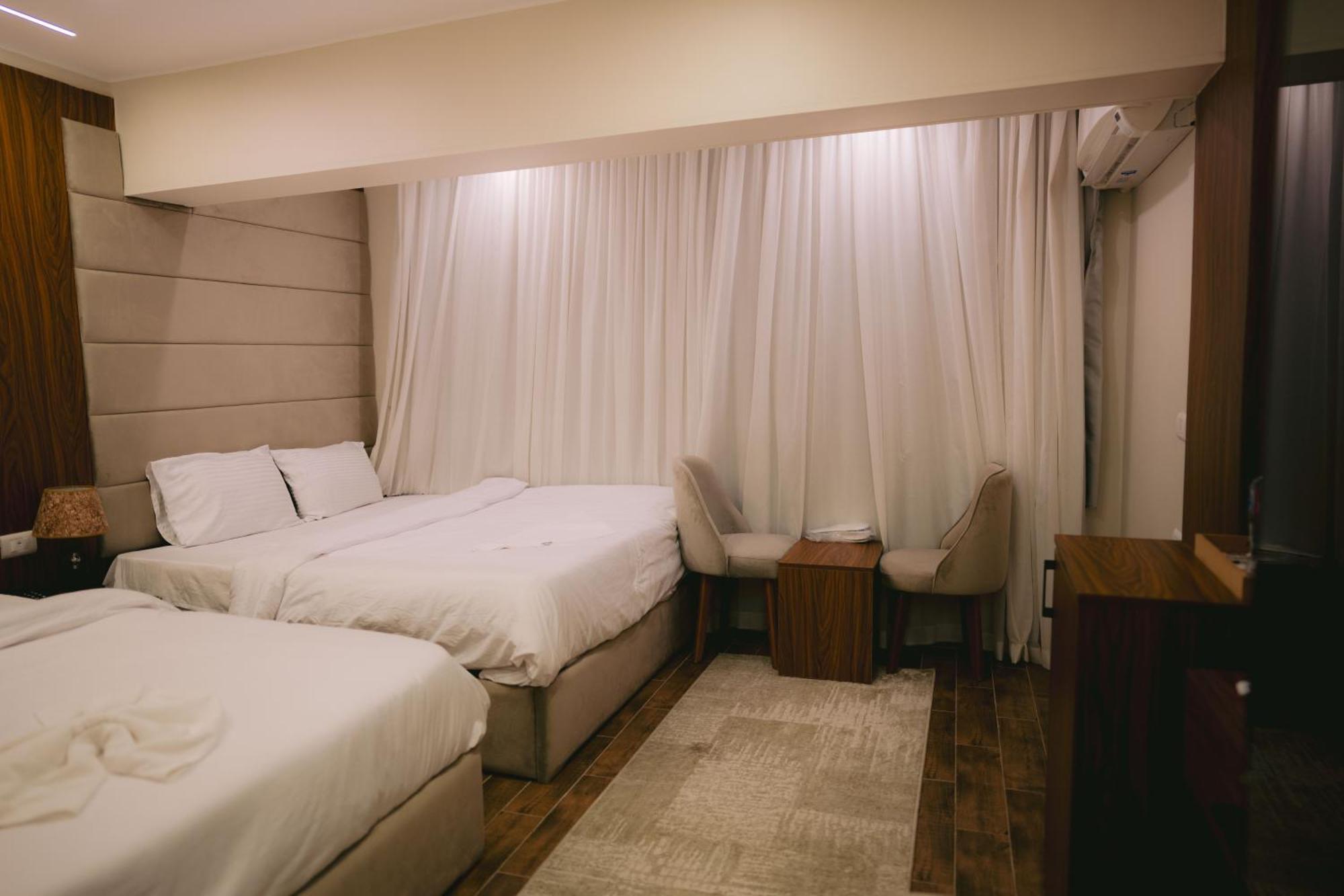Tuya Pyramids Inn Kafrat al Jabal Ngoại thất bức ảnh